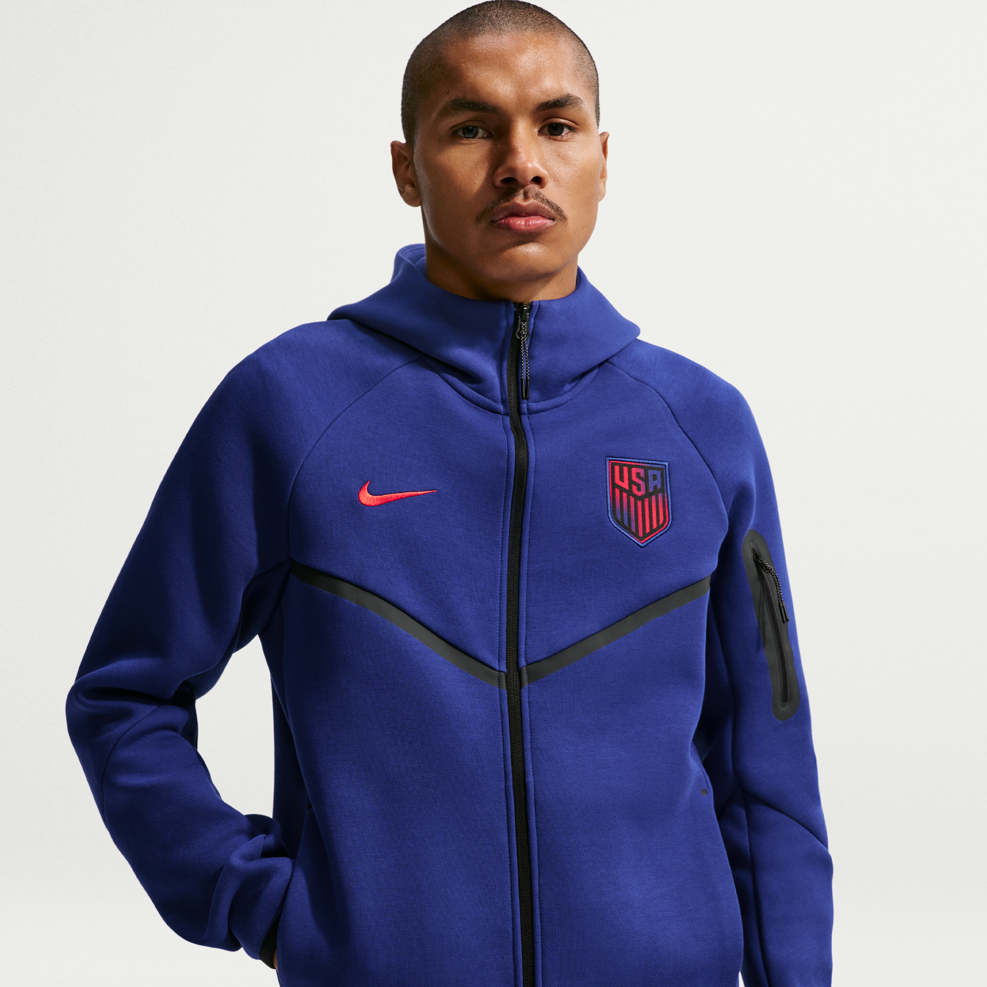 Nike Liverpool FC Tech Fleece Big Kids' (Boys') Nike Soccer Full